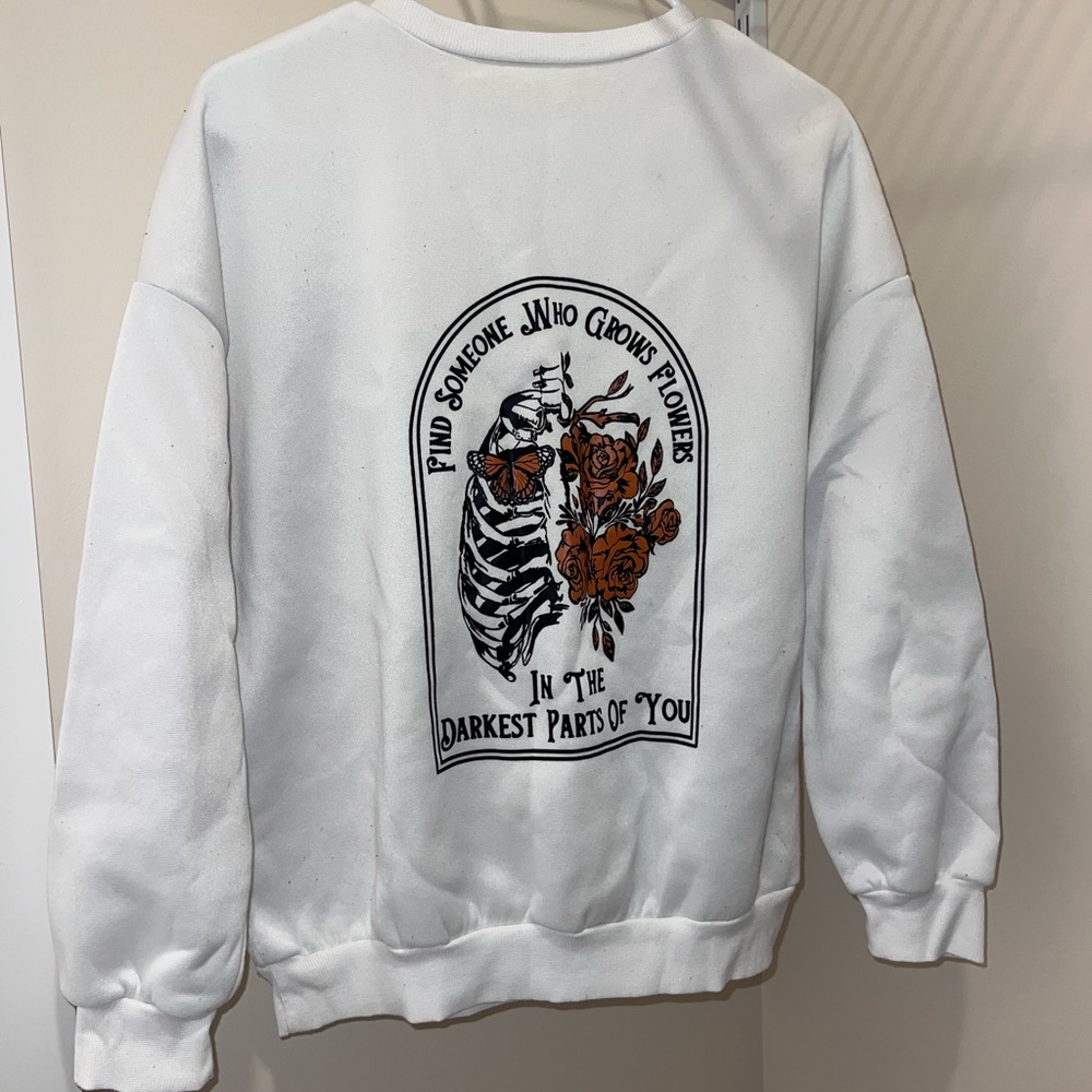 SHEIN | White Graphic Crewneck Sweater